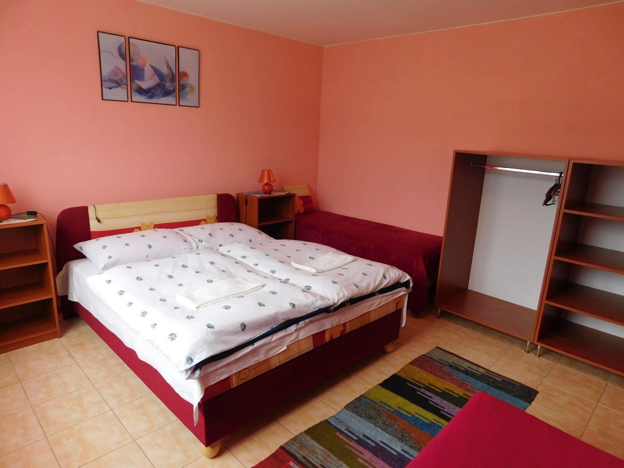 Apartmany Tania Závažná Poruba Extérieur photo