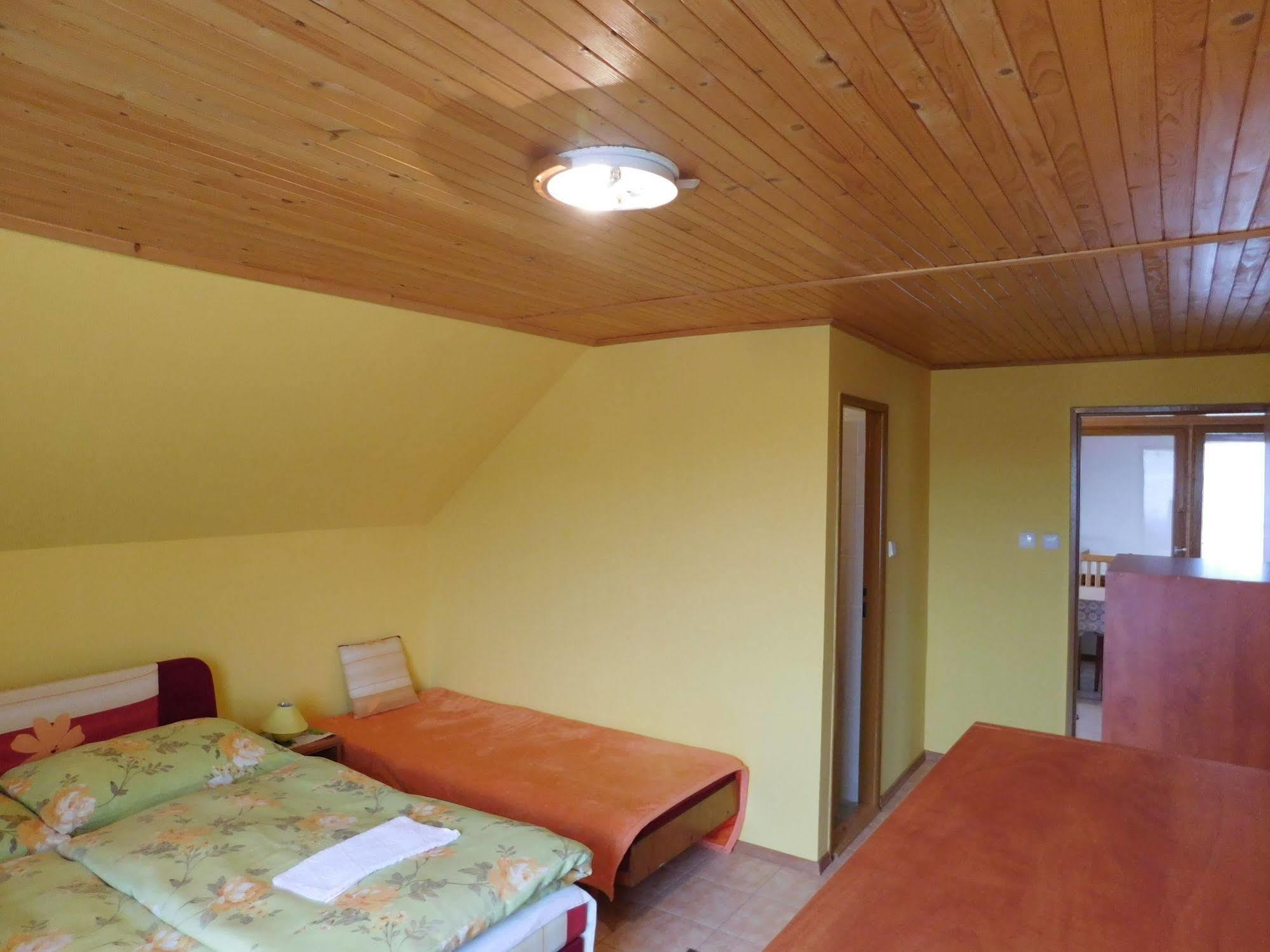 Apartmany Tania Závažná Poruba Extérieur photo